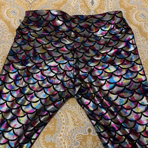 Lotus Leggings Mermaid Leggings - Picture 2 of 3